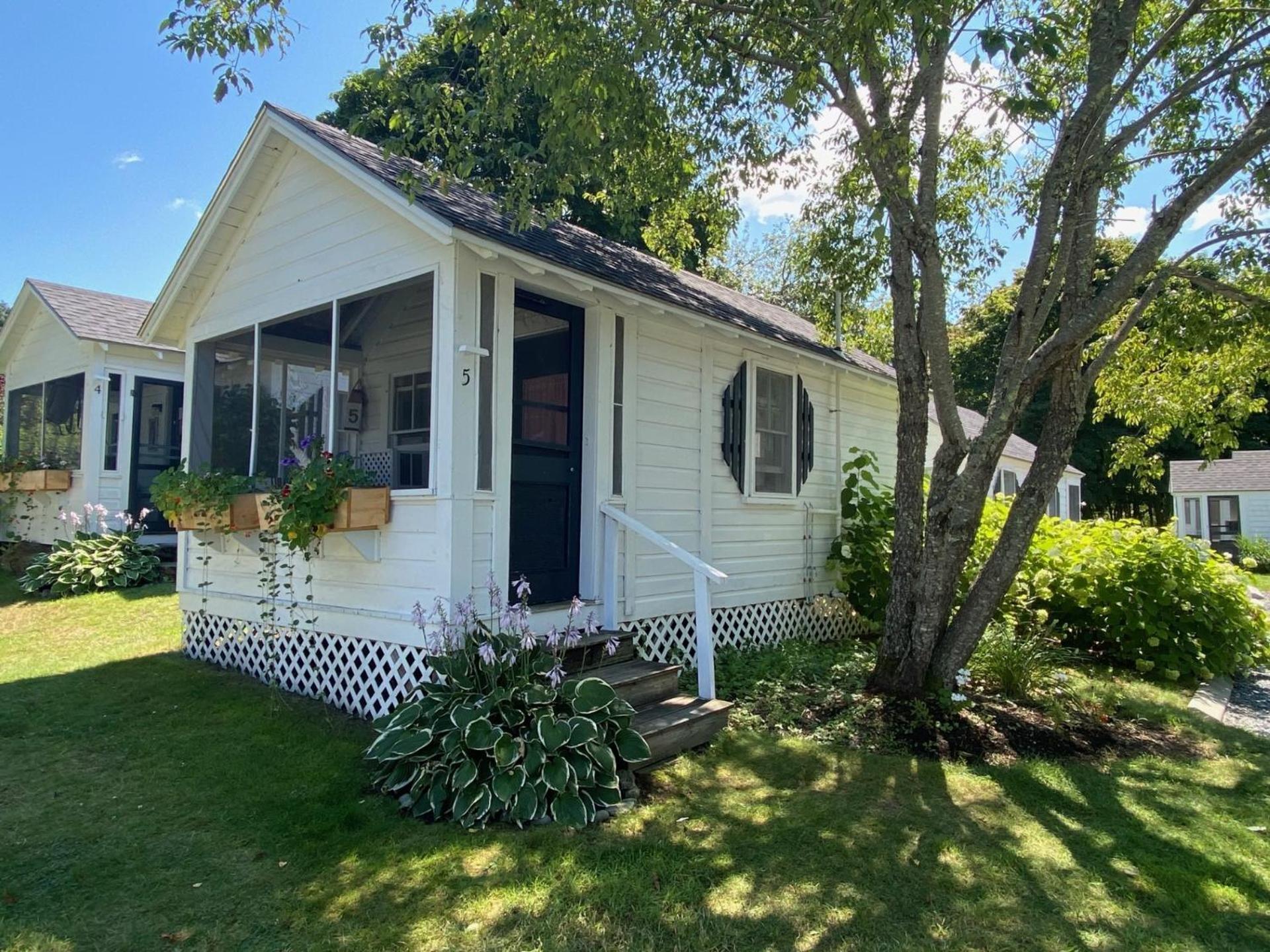 Bar Harbor Cottages & Suites Bagian luar foto
