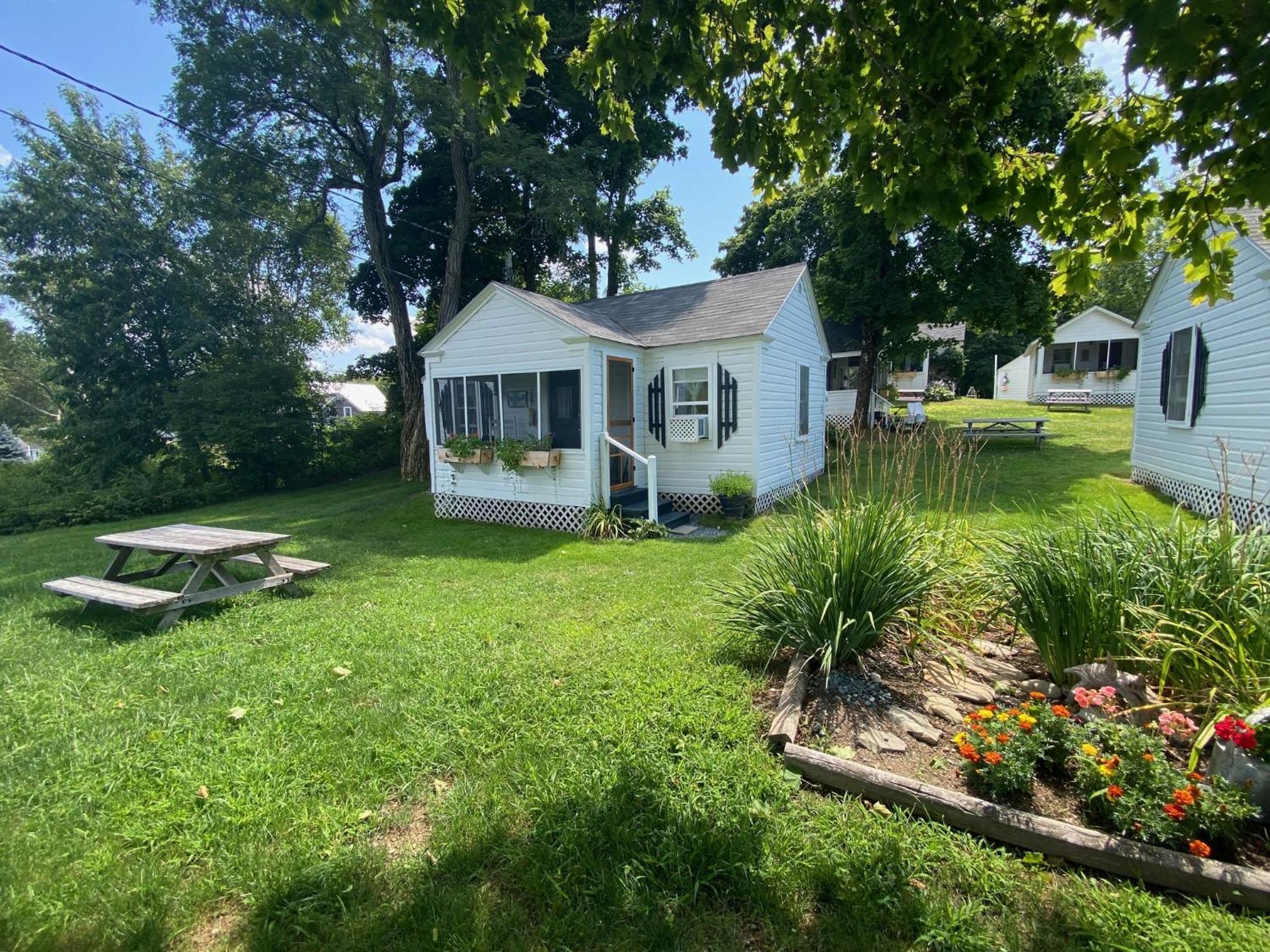 Bar Harbor Cottages & Suites Bagian luar foto